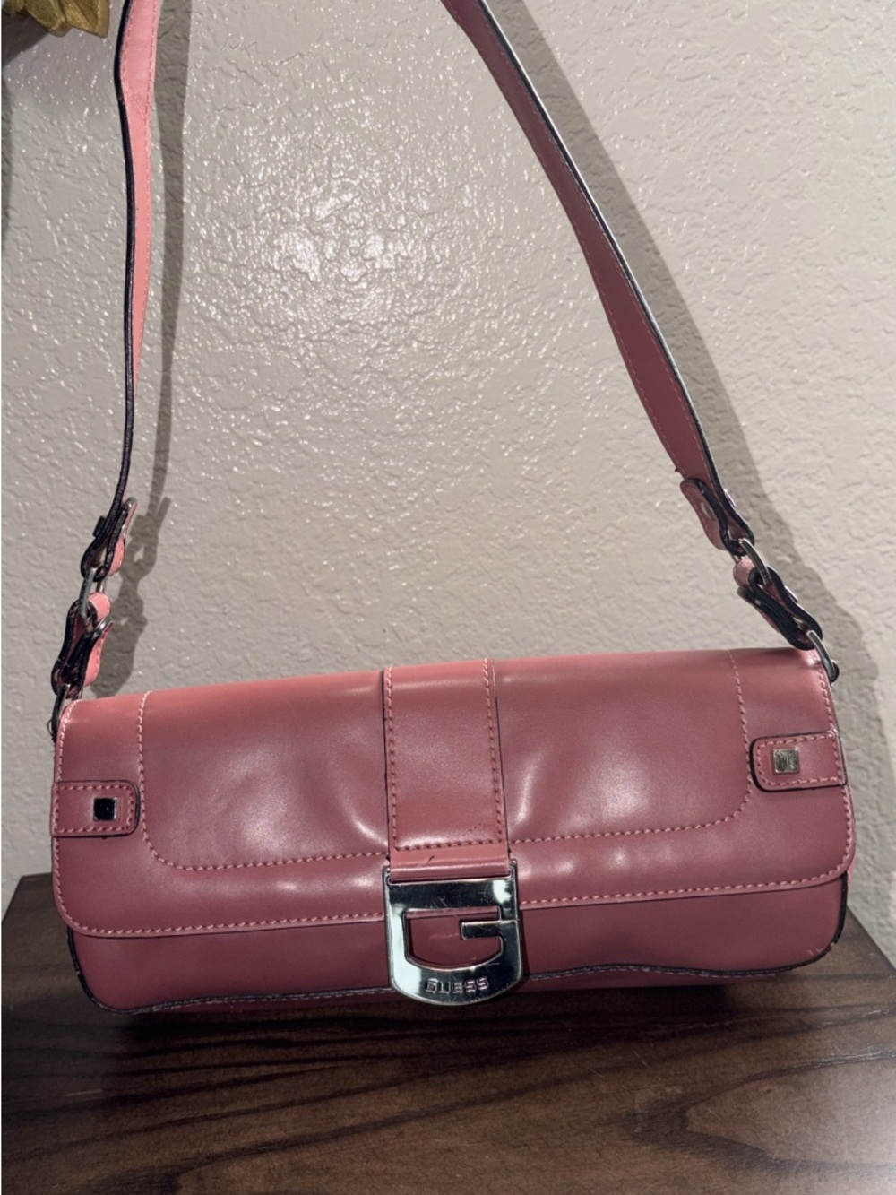 Guess Vintage early 2000s Pink Shoulder Bag